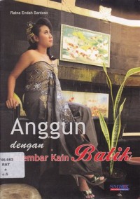 Image of Anggun dengan selembar kain batik